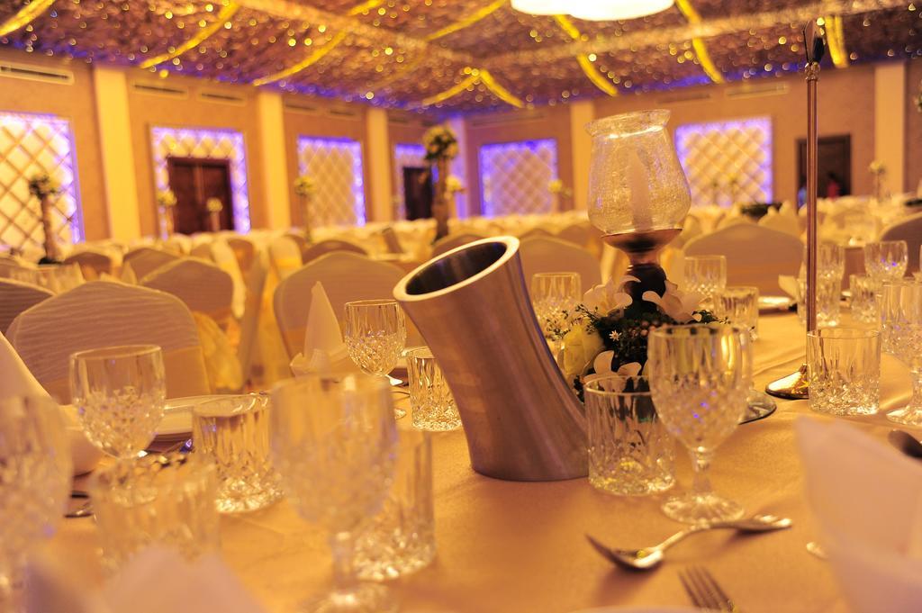 Onreech Hotel Сеедува Экстерьер фото